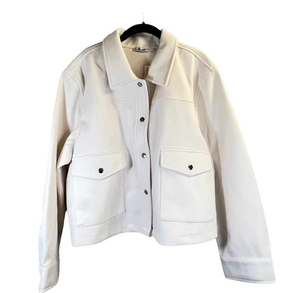 Rickis Woman’s Cropped Shacket Size XXL Cream